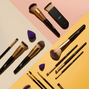 Products: Makeup Brush – Professional Face & Eye Tools puroBIO