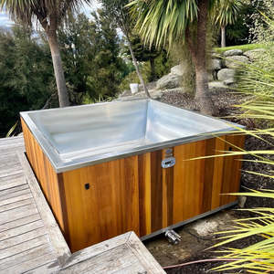 Electric Spa Pools: Electric Square Spa - 2m (8 Jets)