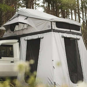 Roof Top Tents Nz: Feldon Shelter Crow's Nest Family Rooftop Tent Bundle - Grey