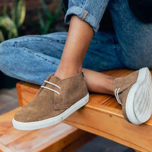 shoes: Sneaker Shoes - White