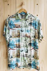 Free & Easy Button-Up Mens Shirt
