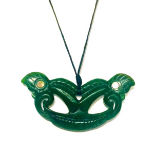 Greenstone Pounamu: NZ Greenstone Breast Plate - 100mm