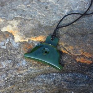 Ornaments & Handicraft: Greenstone Sheep Whistle