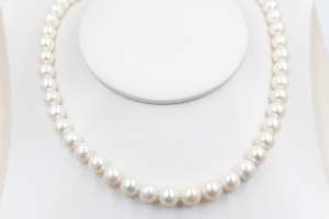 Stg Silver Bracelets: Fresh water Pearl Necklet with stg Clasps 8 to 8.5mm