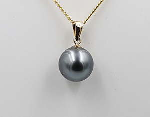 Gold Pendents: 9ct Gold Set tahitian Black Pearl 10mm SP04