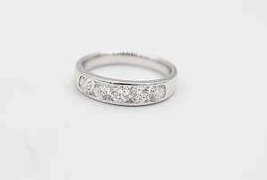 Gold Ladies Rings: 9ct White Gold LAb Grown Diamond Set Eternity SYR7757