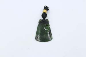 Greenstone Carving Collection: NZ Greenstone Toki Koru