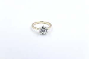 Gold Ladies Rings: 9ct Gold LAb Grown Diamond Solitaire Ring 2ct SYR8175