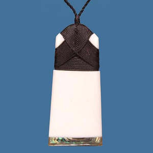 Bone And Paua Jewellery: Bone Toki with Paua Pendant - Medium