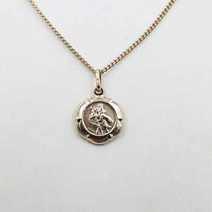 Gold Pendents: 9ct Gold Saint Christopher Pendent 14mm 5P0016
