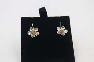 Stg Silver Earrings: Stg Silver Earrings New zealand Manuka flower XP47