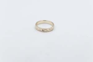 Gold Mens Ring: 9ct Gold Antique Wedding Band J1003 3.5mm