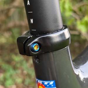 Frontpage: Titanium Bolt - M5