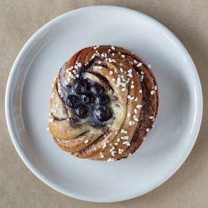 PRE-ORDER MATARIKI: Nordic Knot - Blueberry & Custard