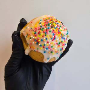 Stuffed Cookies: Birthday Cake Cookie