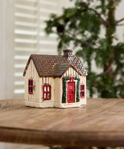 Decor: Nordgard Garland Tea Light Cottage