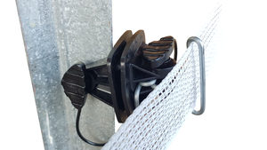 Accessories: 40mm Horse Tape Insulator Adaptor Clip 25pk
