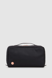 Travel Companions: Twill Beauty Bag