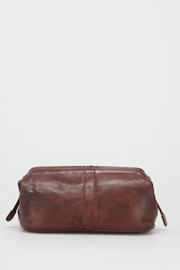 Flynn Leather Washbag