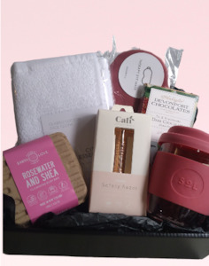 Gift Baskets: Pink Self Care Pack