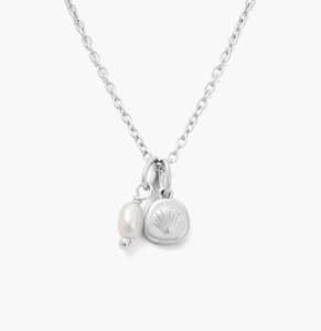 Kirstin Ash: Memoir pearl necklace - silver