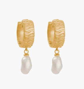 Isole Pearl Hoops (18k Gold Plated)