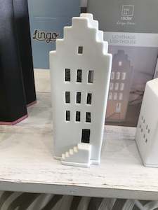 Radar: Räder - Gable Roof - Porcelain Tealight House