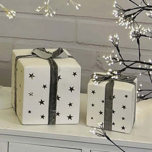 Lighting: White Present Box USB Lamp