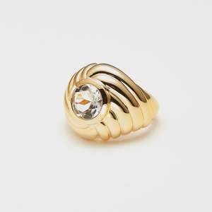 Rings 1: Estelle Ring Clear Crystal + Gold - US8