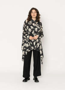 Blacklist Two by Two - Halle Shirt | Flower Print