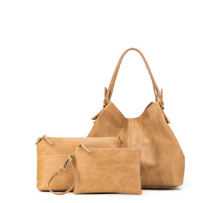 Black Caviar - Lina | Walnut