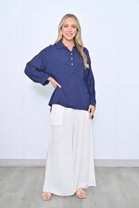 Cali Co: Cali & Co | Hi Lo Long Sleeve Linen Shirt - Navy