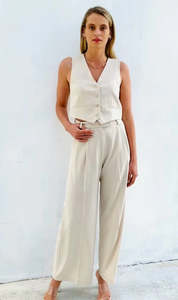 Spicy Sugar: Spicy Sugar - Wide Leg Tailored Pants | Cream