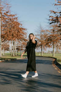 Home Lee: Homelee | Nevaeh Midi Dress - Black