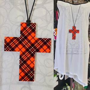 Jewellery: M and D Jewellery - patterned Cross 6mm | Red Tartan