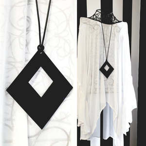 Jewellery: M and D  Jewellery - Diamond Squared | Black
