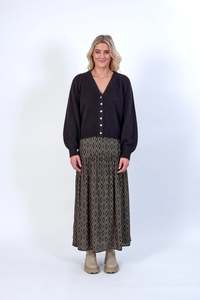 KNEWE - Emma Cardi | Black