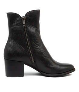 Django Juliette: Django & Juliette - Anahi | Black