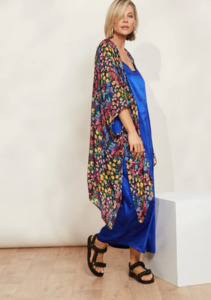 Eb Ive: eb&ive | La Mer Cape - Blume