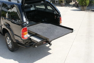 Products: AVENGER Universal Tray Slide (1.4m Flat Bed)