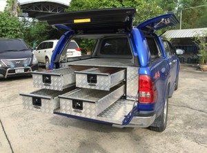 Products: AVENGER Quad Aluminum Drawer System (4-Drawer)