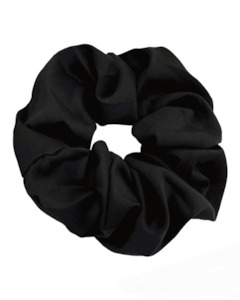 STYLECOM.NZ ▪︎ SCRUNCHIE | BLACK SATIN • L