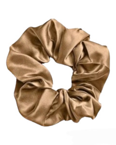 Scrunchies: STYLECOM.NZ ▪︎ SCRUNCHIE | GOLD • M