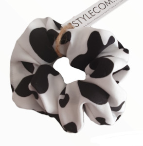 STYLECOM.NZ ▪︎ Scrunchie | Cow Print • M