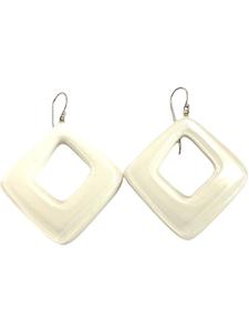 40105319037Q00COLOURFUL STATEMENT white short hook