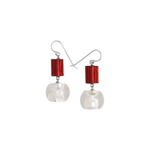 P0105019172Q00 Pearl Hook Earring Red