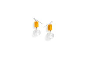 P0105019171Q00 Pearl Hook Earring Mustard