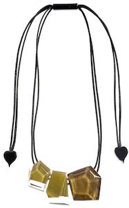 6410103GREEQ03 MYSTIQUE green adj