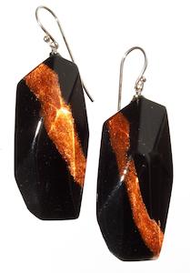 Jezebel New: 7400502BLAKQ00 PACAYA black short hook