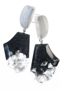 Dhara New: 8380501BLAKQ00 ANAIS black stud